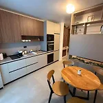 Apartment Zyra Blue Heart