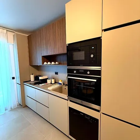 Apartment Zyra Blue Heart Pool &